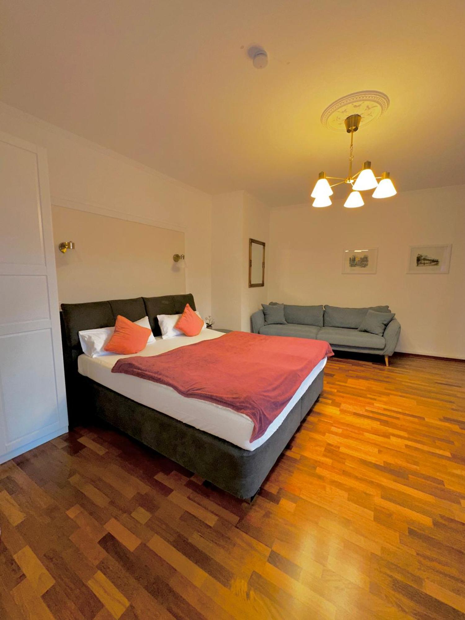 Hirsch Appartements Baden-Baden Exteriör bild