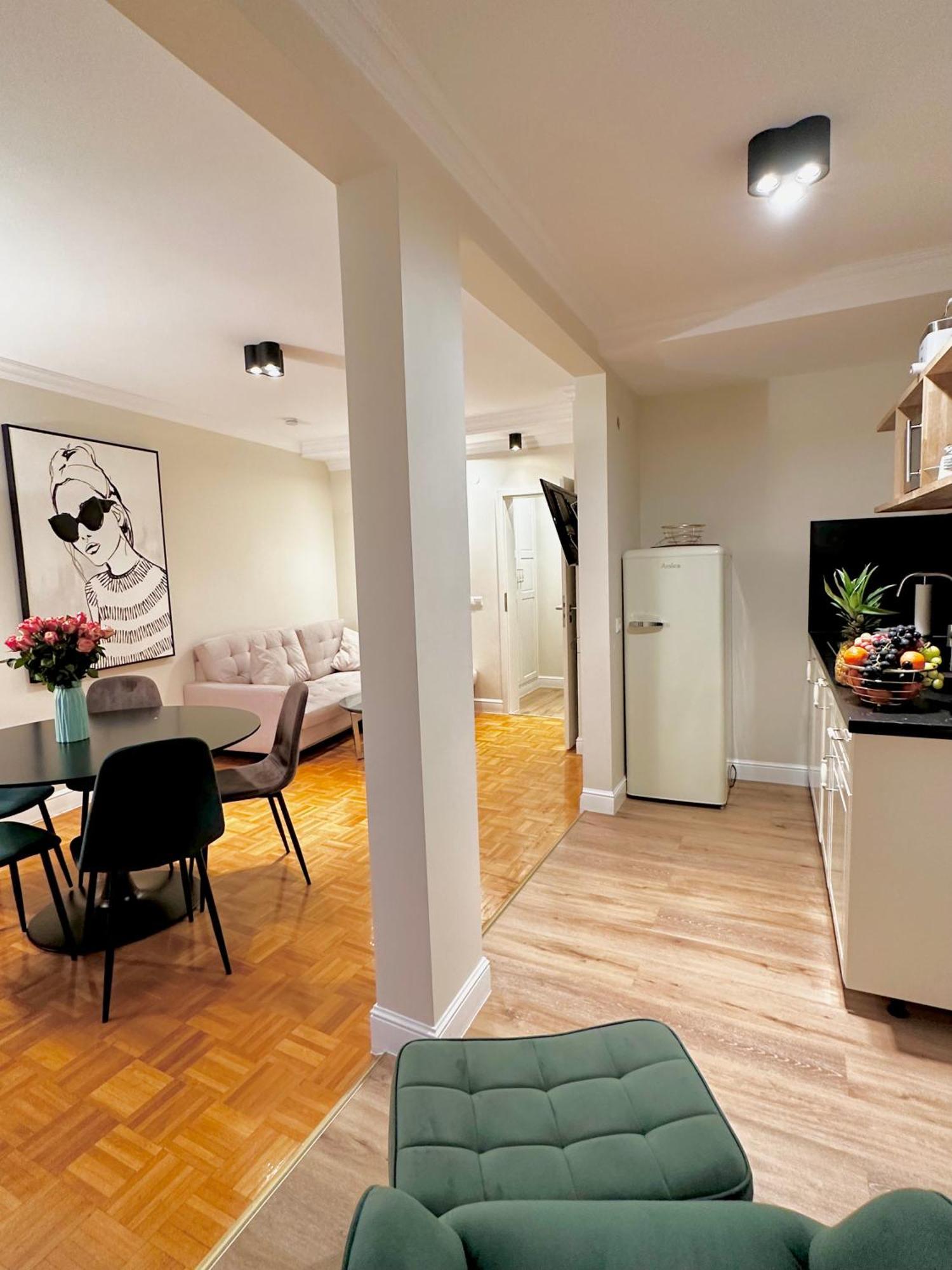 Hirsch Appartements Baden-Baden Exteriör bild