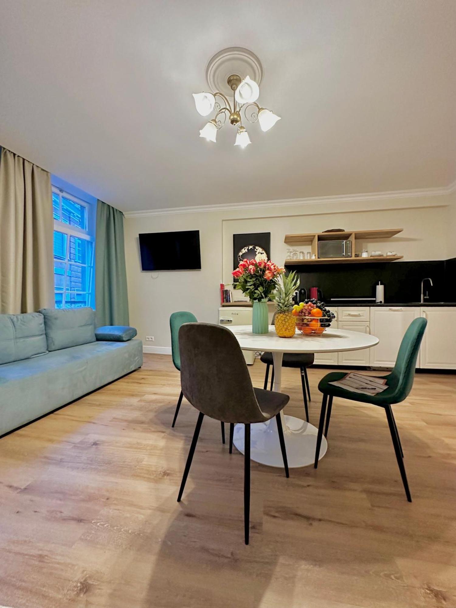 Hirsch Appartements Baden-Baden Exteriör bild